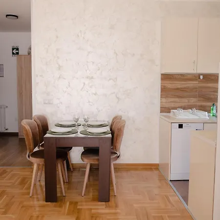 Appartement Lux 010 Pirot